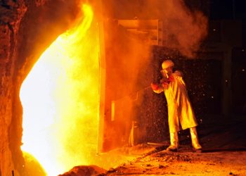 Sube el precio del mineral de hierro por la esperanza de recuperar la producción de acero en China