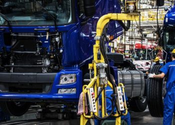 El precio del mineral de hierro se dispara cuando las importaciones de China alcanzan su nivel más alto en 16 meses