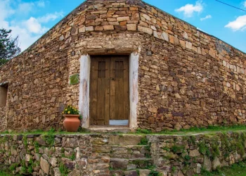 Vivir la experiencia de un pueblo minero en San Luis: La Carolina