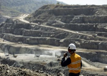 Sibanye-Stillwater comprará minas de níquel y cobre en Brasil por mil millones de dólares