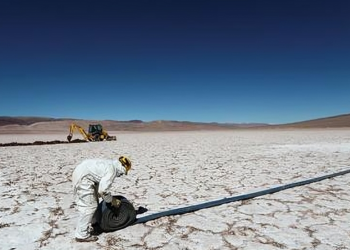 Litio en Perú: American Lithium inicia trabajo ambiental para estudio de prefactibilidad en Flachani