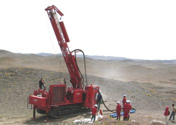 Opción de ejercicios de Dynasty Gold en el proyecto Thundercloud de Teck