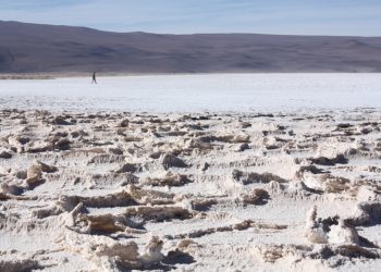 International Lithium vende participación restante en proyecto Mariana a Ganfeng