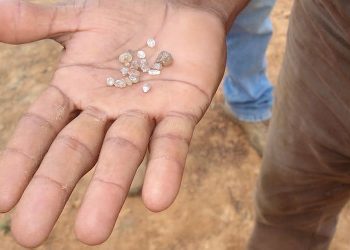 Cómo la naturaleza recicla material orgánico para crear diamantes