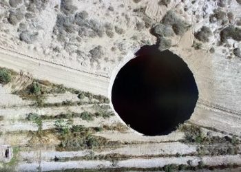 Un gigantesco agujero apareció en Chile