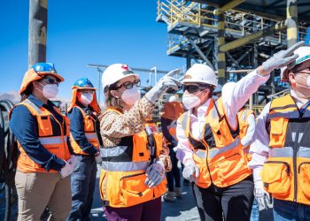 Ministra de Minería destaca proyecto de Codelco operado exclusivamente por mujeres
