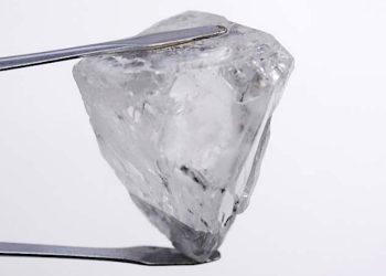 Lucapa encuentra el sexto diamante blanco más grande de la mina de Angola