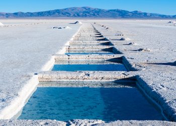 Glencore contempla agregar litio al negocio comercial: informe