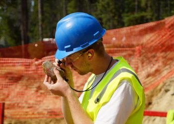 Revival Gold logra otra intercepción larga de leyes altas en Beartrack-Arnett