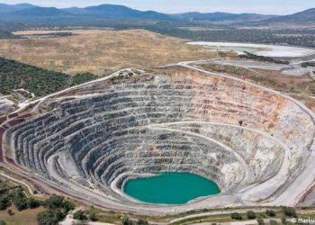 ¿No hay suficiente? El dilema mundial del litio, mineral clave en el proyecto de Petro