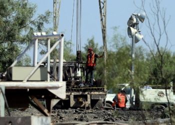 Mina de Coahuila: FGR gira tres órdenes de aprehensión por el caso