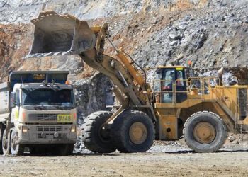 Gold Fields apunta a un joint venture con Glencore para comprar mina Yamana en Argentina