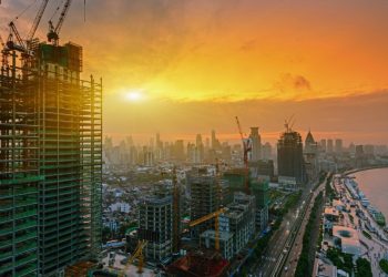 El precio del mineral de hierro sube a medida que China recorta los puntos de referencia de los préstamos