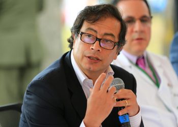 El nuevo presidente de Colombia amenaza con hacer estallar operaciones mineras ilegales