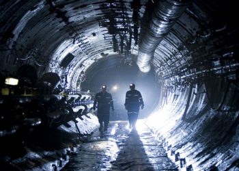 Cameco informa ganancias de contratación de uranio en el tercer trimestre y promociona la participación en el mercado ruso