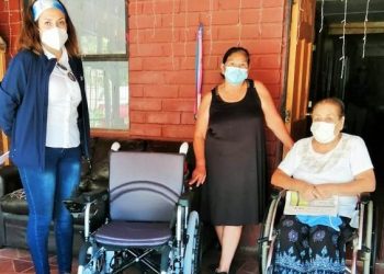 Chile: Club de Adulto Mayor “Las Catitas” recibió donación de Caserones