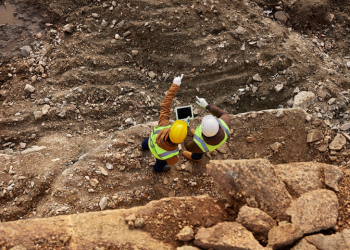 Mineros: Anglo American, Valhalla Metals, Plamina, Vital Battery Metals