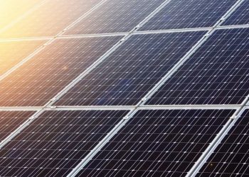 El proyecto fotovoltaico de la UE impulsa la transparencia, literalmente