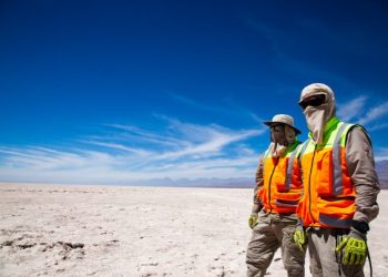 Chile: Chile promete arbitraje contra productora de litio Albemarle por regalías