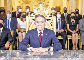 Gabinete suspende operaciones de Minera Panamá