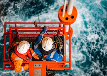 VIDEO: Las acciones de los mineros de aguas profundas saltan después de la primera recolección del fondo marino desde la década de 1970