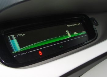 Los electrodos gruesos pueden permitir la carga rápida de vehículos eléctricos y aumentar el alcance