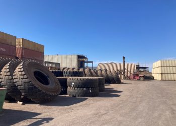 Chile: Terminal Antofagasta de D&C bate récord tras operar los neumáticos mineros más grandes que ha recibido