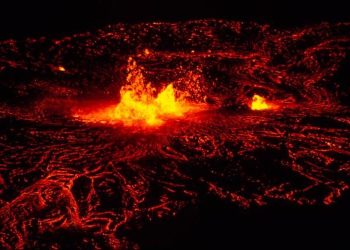 Rocas antiguas revelan cómo la Tierra evitó un destino similar al de Marte