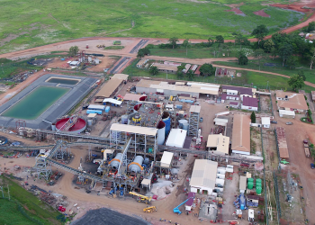 Asante vierte el primer oro en la mina Bibiani en Ghana