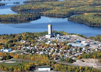 Evolution Mining arrastra a sus pares de oro australianos después de la rebaja