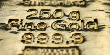 Se fija el precio del oro por segunda pérdida mensual consecutiva
