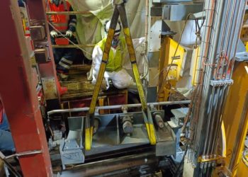 Chile: División Gabriela Mistral moderniza máquinas despegadoras de cátodos con apoyo de Metso Outotec