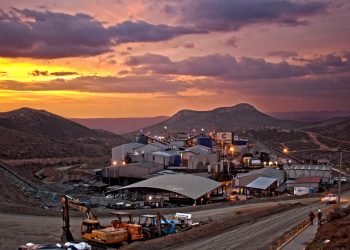 El sector de la minería, las canteras y la extracción de petróleo y gas de Canadá crece un 3,3% en abril: StatCan