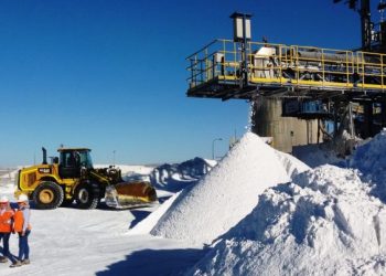 Chile: Presidente Boric destaca el litio como fuente de recursos «para financiar derechos sociales e inversión regional»