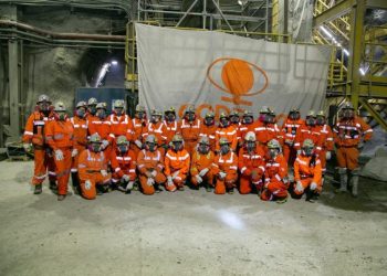 Chile: Así fue la visita de alumnas a El Teniente como parte del programa Mentorías