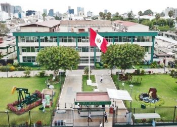 PERÚ: Compromiso con la transparencia y la gobernanza