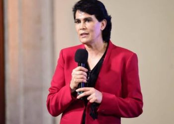 México: Premio Ostotakani en México Polimetálico 2023 para  Flor de María Harp