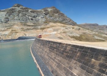 Perú: El proyecto de recrecimiento de la presa de relaves de la mina Inmaculada y el uso del Terramesh® Verde