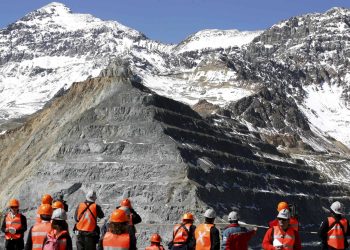 Anglo American dejar de utilizar agua dulce en Los Bronces para 2030