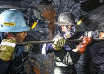 Perú: Para fortalecer proceso de formalización minera, Minem transfiere más de S/ 4 millones a gobiernos regionales