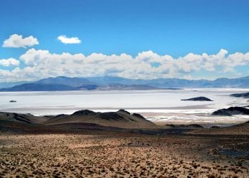 Argentina: NewPeak podrá explorar litio en Argentina gracias a propuesta con Southern Cross