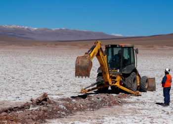 Chile: Incrementa recurso de litio en 28% en Salar de Arizaro por Lithium Chile