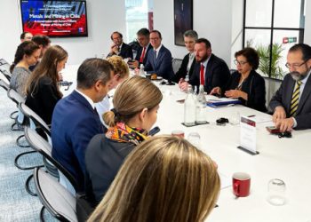 Chile: Estímulo a inversiones por Ministra de Minería desde Londres