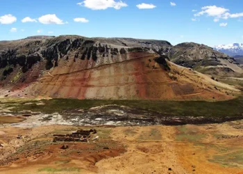 Canadá: ¡Giro Estratégico de Alto Vuelo! Bear Creek Mining Anuncia con Gran Expectación el Nombramiento de Fernando Ragone como Director Financiero (CFO)