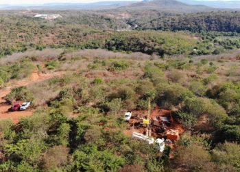Brasil: Para el proyecto de litio Bandeira, Lithium Ionic presenta informe técnico para la evaluación económica