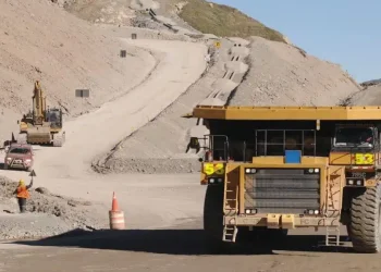 Perú: ¡Buenaventura Va por Más! Solicita Ampliación de Plazo para la Megaconstrucción de San Gabriel