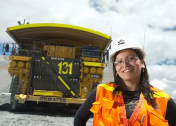 Perú: «¡Boom Minero! La Producción Nacional de Zinc Experimenta un Impresionante Crecimiento del 5.8% hasta Noviembre»