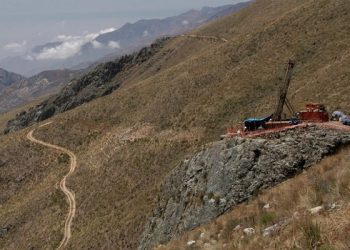 Perú: «Chakana Refuerza sus Sueños con un Impulso de $3.0 Millones: Gold Fields Apoya de Forma Contundente el Proyecto Soledad»
