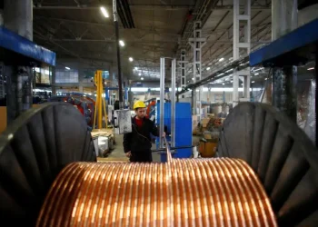 Internacionales; Reacciones en el Mercado: Cobre Recupera Terreno Mientras Zinc y Plomo Alcanzan Niveles Históricos Mínimos