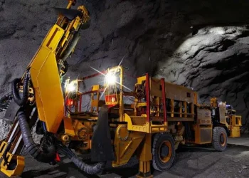 Perú; «Caylloma Deslumbra con Monumentales Reservas Minerales: Un Gigantesco Depósito de 2,3 Millones de Toneladas al Cierre del 2023»